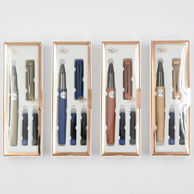 Набор ручка перьевая с 2 запасными катриджами, MAYLOTT/5535