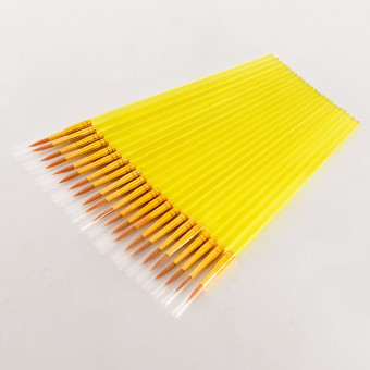 Кисть №4 нейлон, круглая, пластиковая ручка, ROYAL ART/RA7614 (25) Кисть №4 нейлон, круглая, пластиковая ручка, ROYAL ART/RA7614 (25)