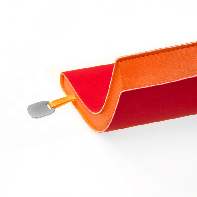 Ежедневник А5 136л недатированный "Mercury", красный, BV/3-435/09 (20)